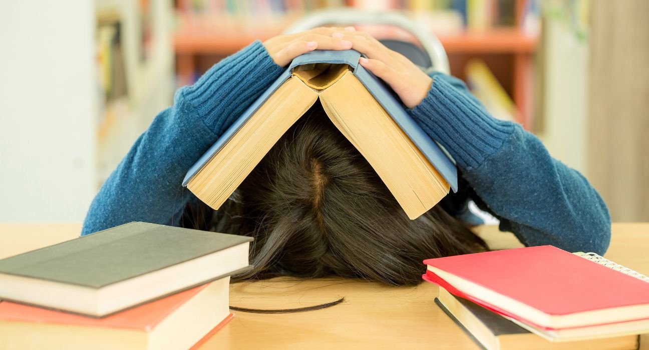 academic-pressure-on-higher-studies-and-its-impact-on-students-mental-health